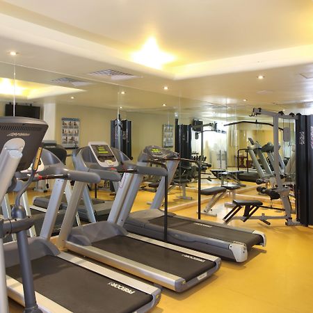 Hotel Emporio Ixtapa Ixtapa  Exteriér fotografie The gym at the hotel