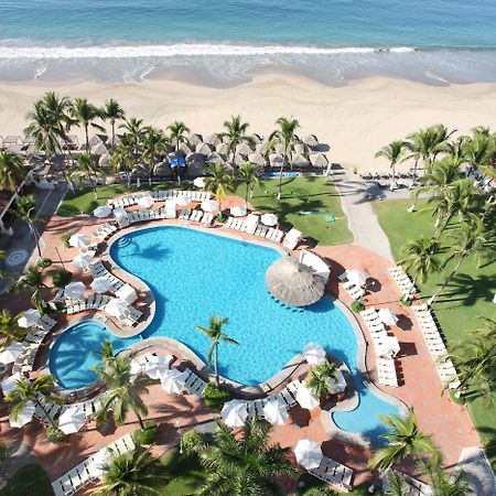 Hotel Emporio Ixtapa Ixtapa  Exteriér fotografie Aerial view of the pool at the Sheraton Beach Resort